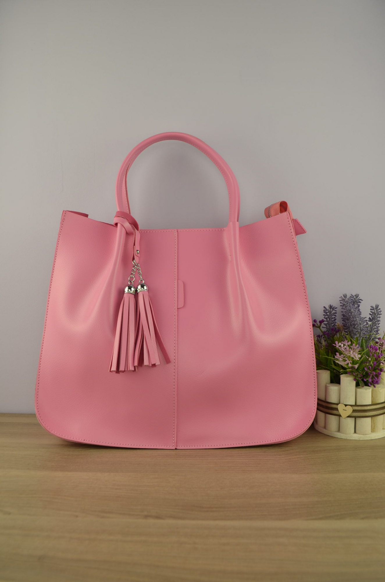 картинка Женская сумка  тоут розовая  классическая